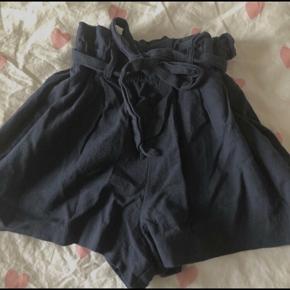 zara trf navy blue paper bag shorts!! - Picture 2 of 4